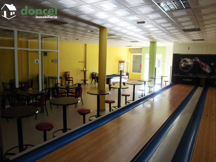 150214/2437217.- BAR/BOLERA EN VILLARRUBIA DE LOS OJOS de 280 m2. útiles, sobre parcela de 560 m2., todos los servicios y dotaciones en el entorno dispone de licencia para su funcionamiento, tiene tre — Foto 7