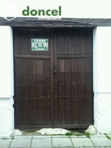 Inmobiliaria Doncel, vende, TÍPICA CASA NOBLE EN ALMAGRO/C. Real, a un minuto de la Pza. Mayor, distribuida en zona de vivienda y zona de trabajo, con patio central de 40 m2. con columnas y pozo, sopo — Foto 20