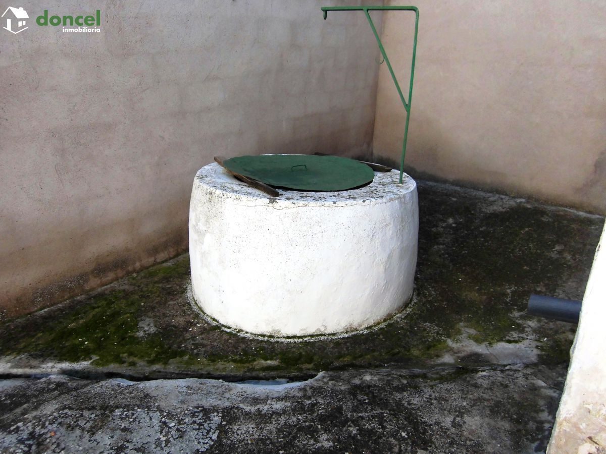 Inmobiliaria Doncel, vende, CASA DE PUEBLO EN BALLESTEROS DE CTVA./C. Real, se encuentra cercano a comercios, cercano a transporte público, cercano a colegios, cercano al centro, distribuida en cuatro — Foto 9