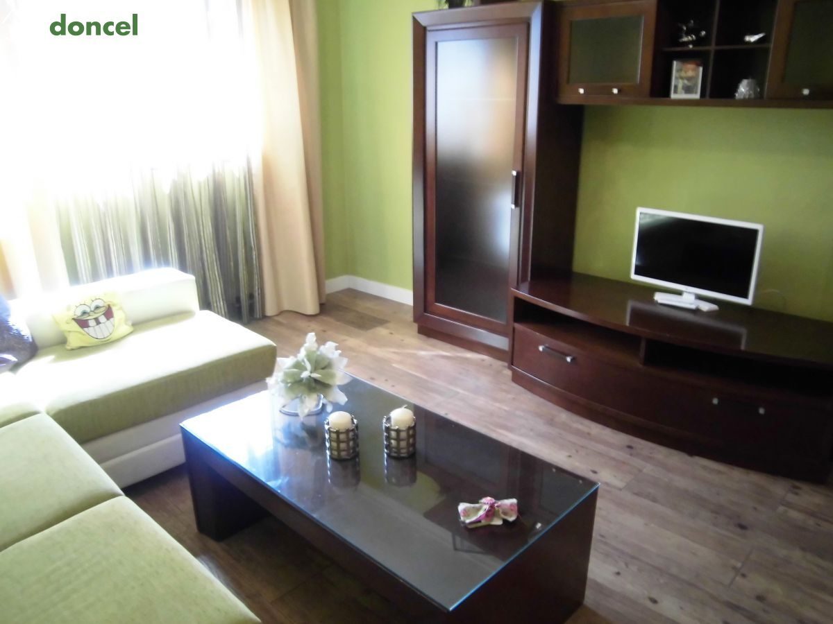 Inmobiliaria Doncel, vende,CASA UNIFAMILIAR EN ZONA NUEVA EXPANSIÓN DE POZUELO DE CTVA./C. Real,, a 10 minutos de la capital, se encuentra cercano a comercios, cercano a transporte público, cercano a  — Foto 10