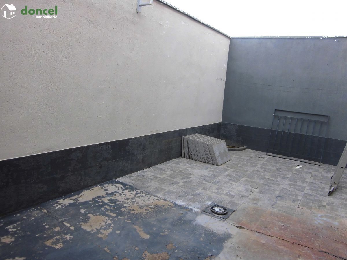Inmobiliaria Doncel, vende,CASA UNIFAMILIAR EN ZONA NUEVA EXPANSIÓN DE POZUELO DE CTVA./C. Real,, a 10 minutos de la capital, se encuentra cercano a comercios, cercano a transporte público, cercano a  — Foto 9