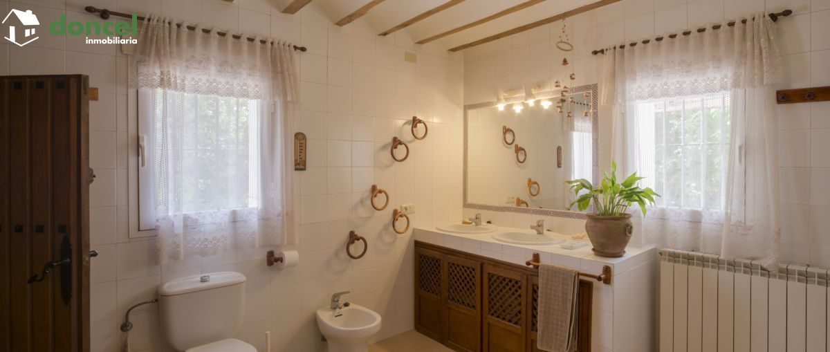 191006/2514666.- Esta antigua quintería originaria del siglo XVIII en la actualidad ha sido REHABILITADA POR COMPLETO con materiales de alta calidad y convertida en confortable residencia en un medio  — Foto 14