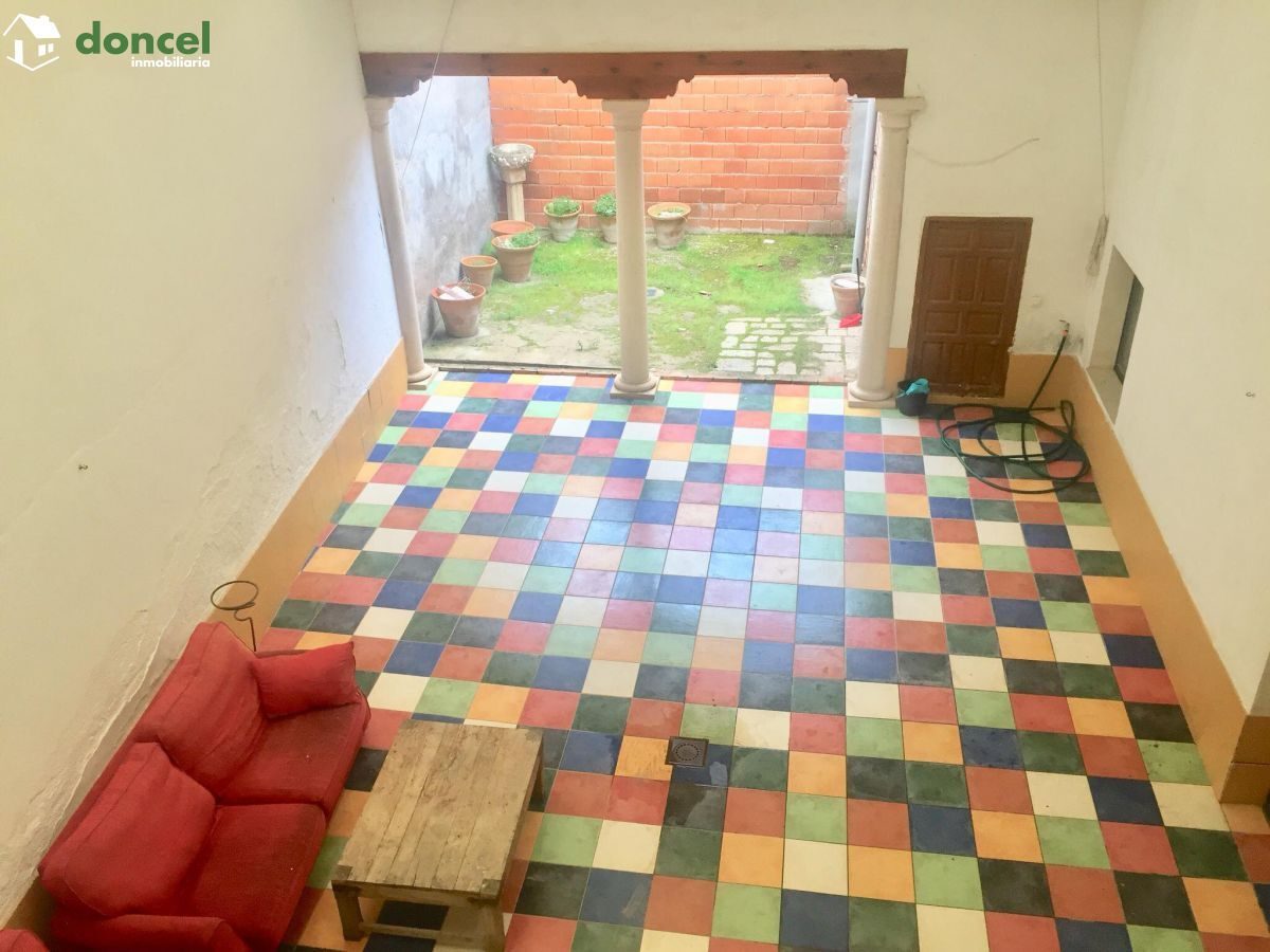 191103/2519228.- CASA EN ALMAGRO/Ciudad Real, se encuentra a unos minutos a pié de la Pza. Mayor, se encuentra cercano a comercios, cercano a transporte público, cercano a colegios, cercano al centro, — Foto 1