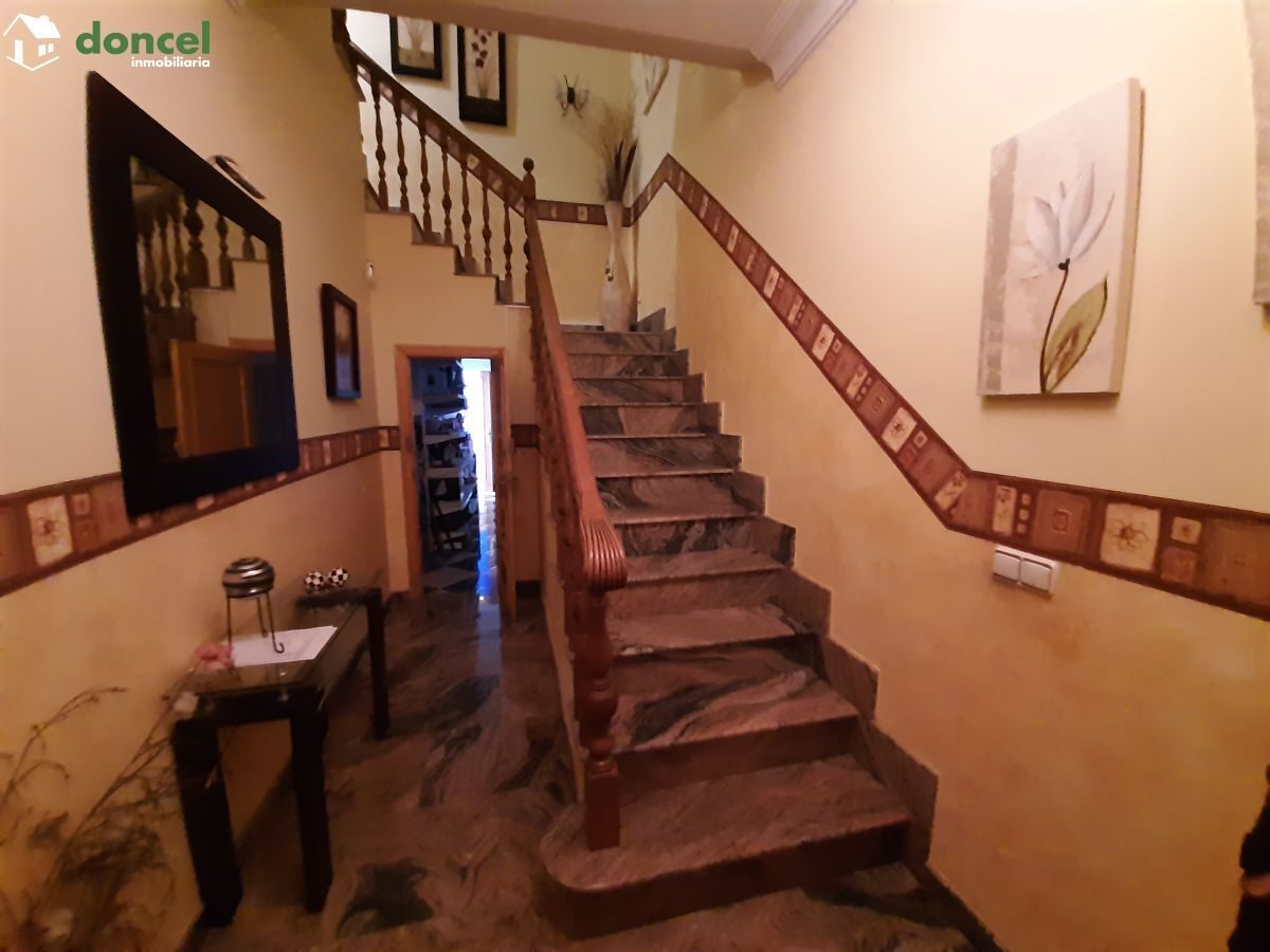 220408/2579271.- Inmobiliaria Doncel, vende, CASA EN ALMAGRO/Ciudad Real, se encuentra cercano a comercios, cercano a transporte público, cercano a colegios, cercano al centro, distribuida en tres dor — Foto 9