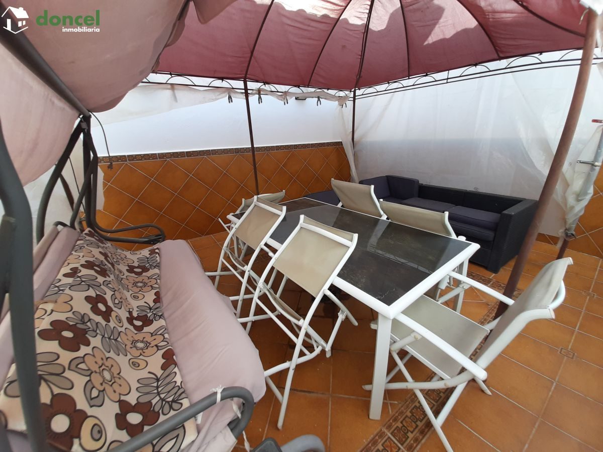 220408/2579271.- Inmobiliaria Doncel, vende, CASA EN ALMAGRO/Ciudad Real, se encuentra cercano a comercios, cercano a transporte público, cercano a colegios, cercano al centro, distribuida en tres dor — Foto 4