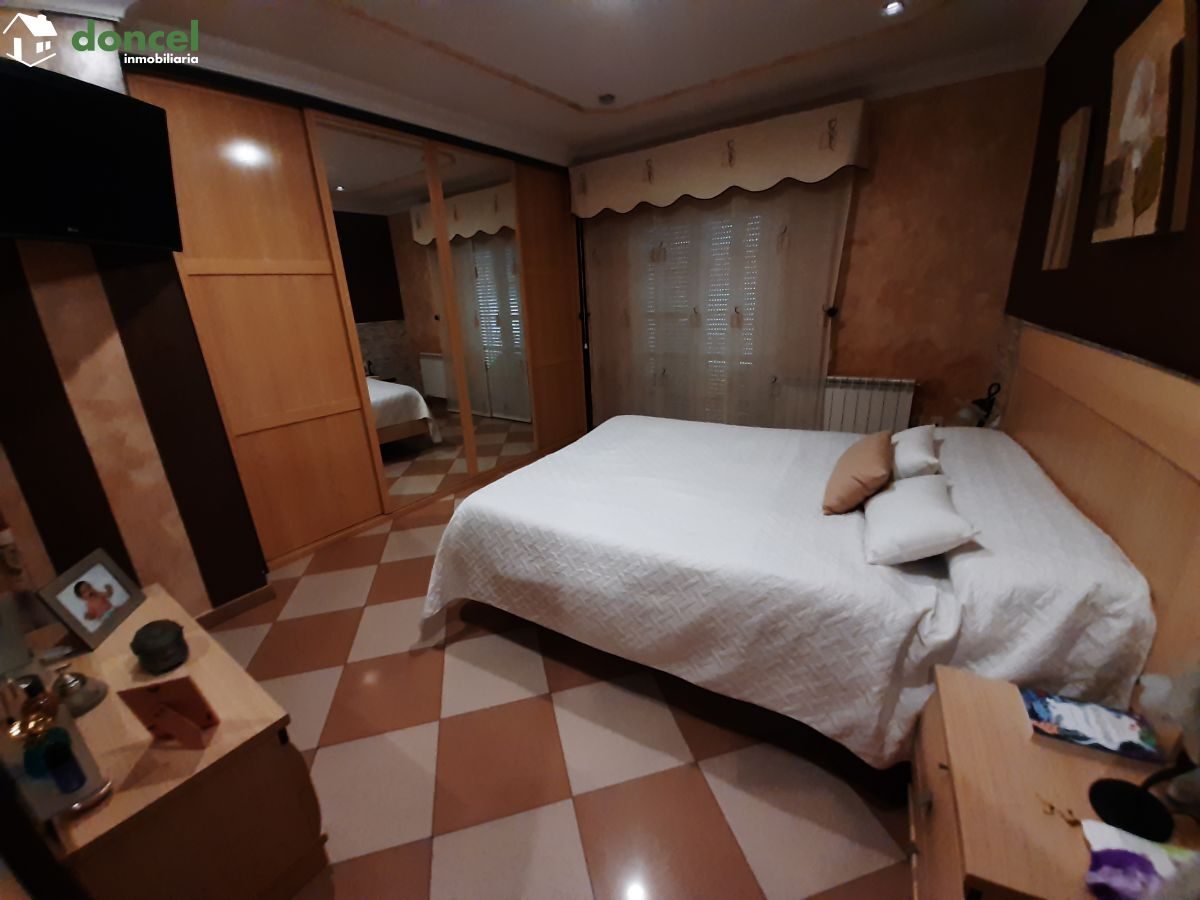 220408/2579271.- Inmobiliaria Doncel, vende, CASA EN ALMAGRO/Ciudad Real, se encuentra cercano a comercios, cercano a transporte público, cercano a colegios, cercano al centro, distribuida en tres dor — Foto 10