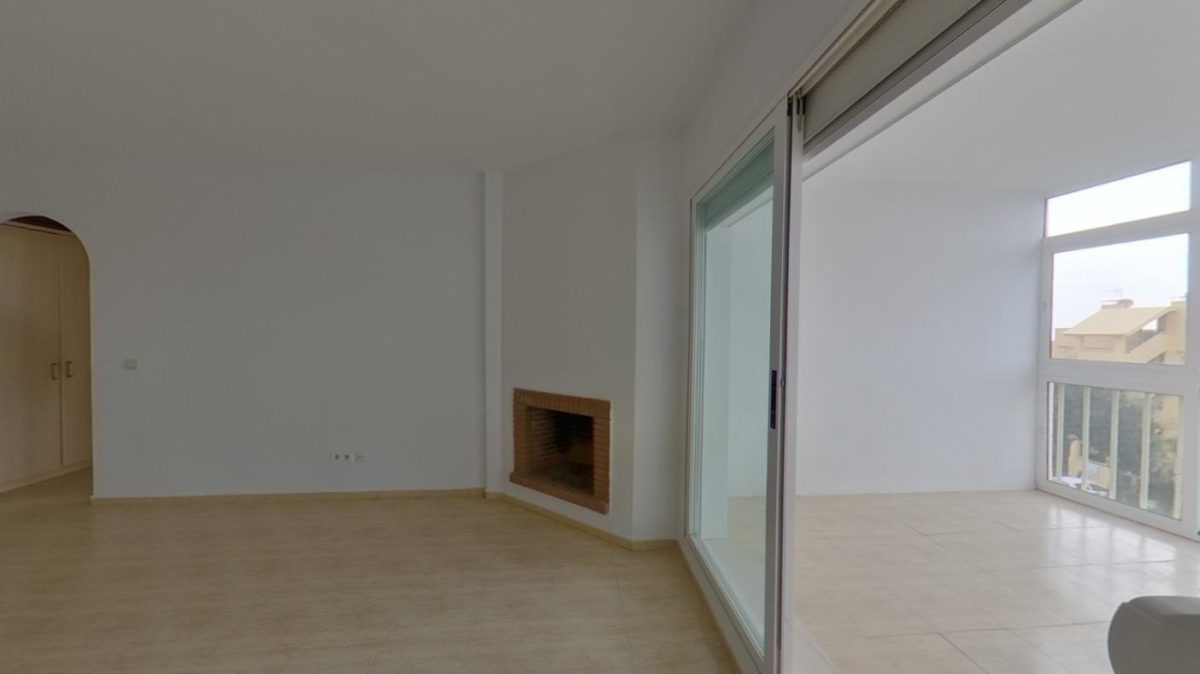 Calahonda - Piso, 1 Dormitorio, Terraza Acristalada — Foto 4