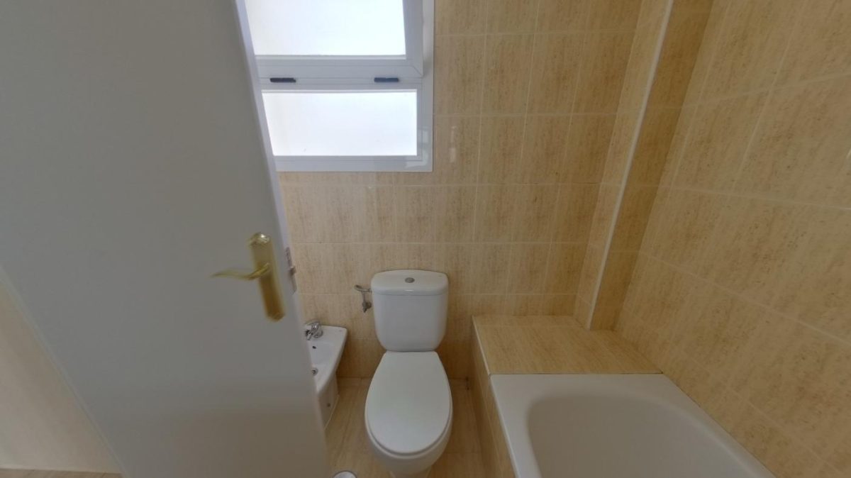 Calahonda - Piso, 1 Dormitorio, Terraza Acristalada — Foto 15