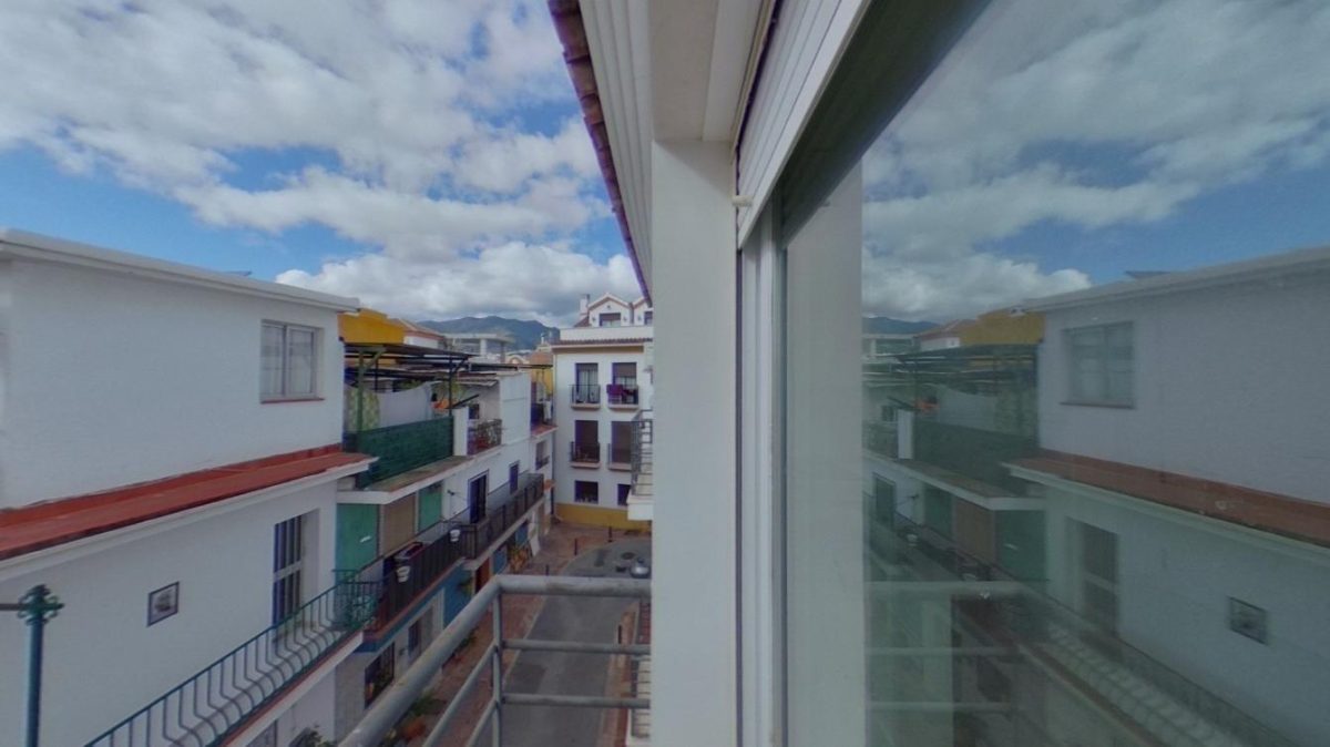 Benalmádena - Dúplex, 2 Dormitorios, Balcón — Foto 8