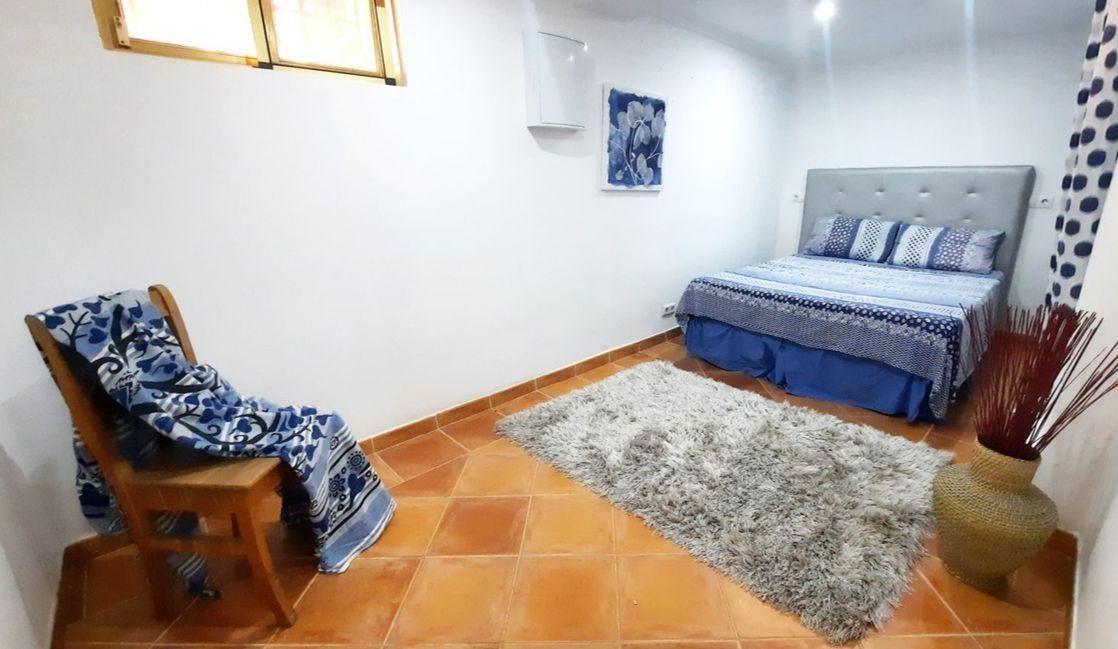 La Sierrezuela -  Reforma esta pareada a tu gusto. Una de las mejores  zonas residenciales junto a Fuengirola — Foto 7
