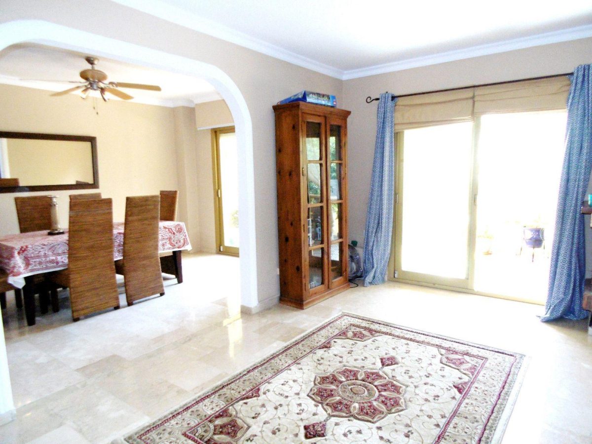 La Sierrezuela -  Reforma esta pareada a tu gusto. Una de las mejores  zonas residenciales junto a Fuengirola — Foto 18