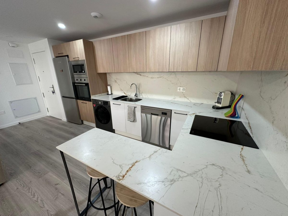 Arroyo de la Miel - Piso a Estrenar 2 Dormitorios, Garaje, Terraza y Piscina — Foto 6