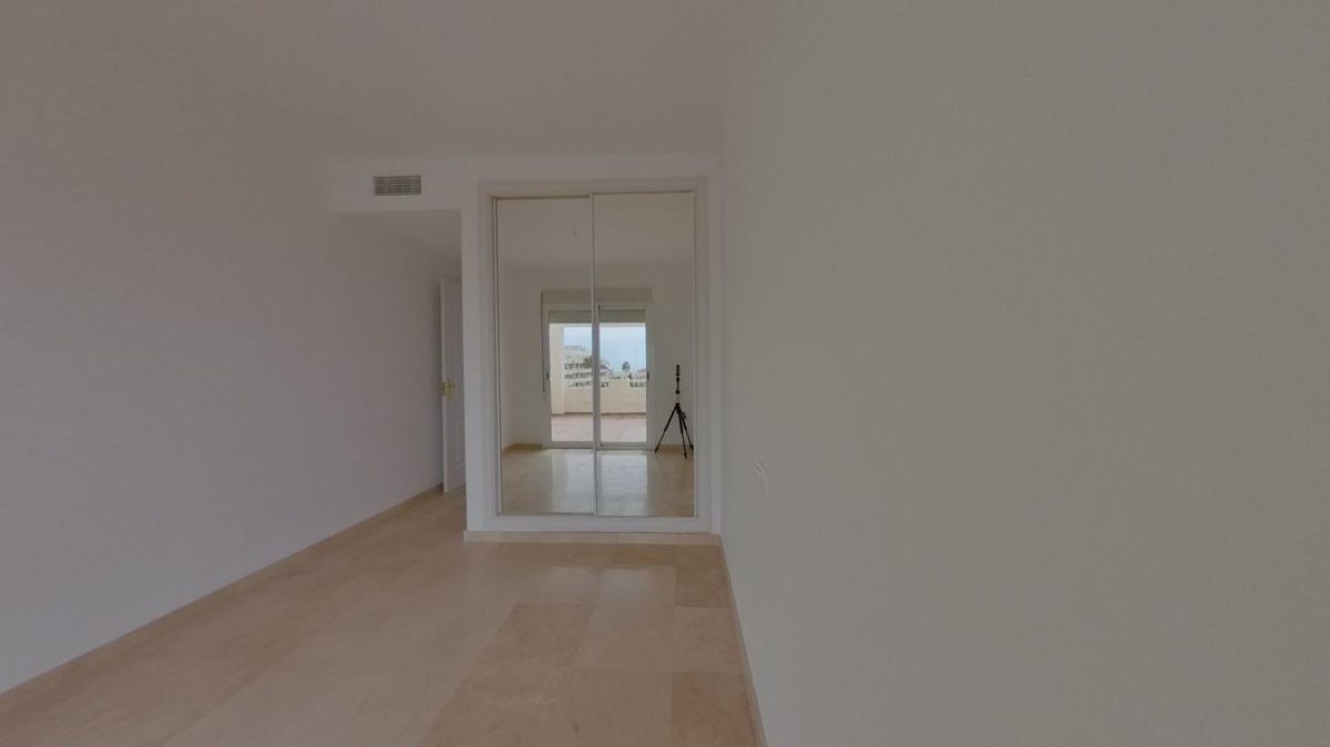 Calahonda - Ático, 2 Dormitorios, 2 Terrazas — Foto 14