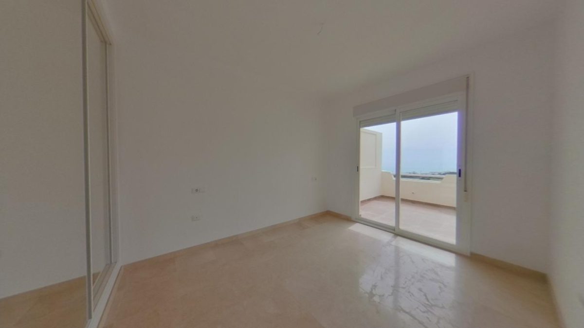 Calahonda - Ático, 2 Dormitorios, 2 Terrazas — Foto 10
