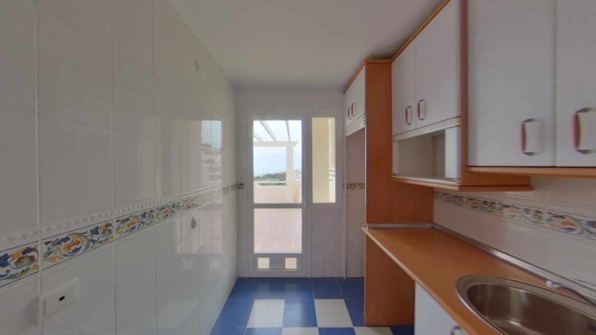 Calahonda - Ático, 2 Dormitorios, 2 Terrazas — Foto 6