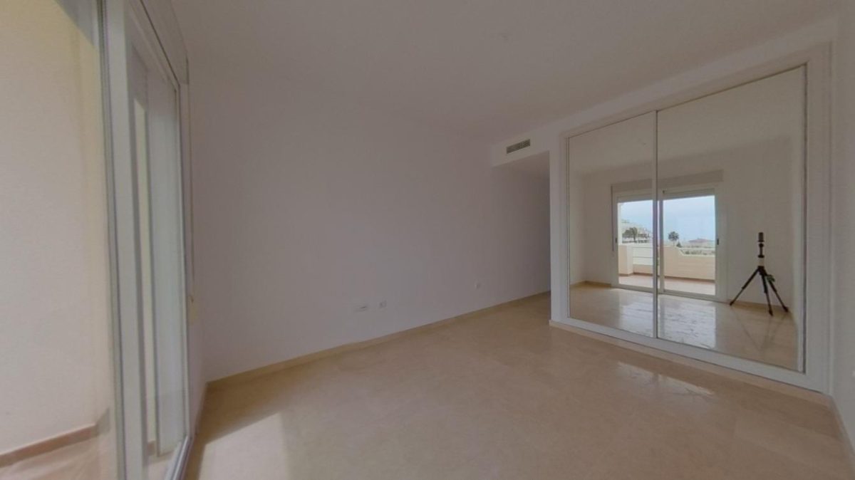 Calahonda - Ático, 2 Dormitorios, 2 Terrazas — Foto 13