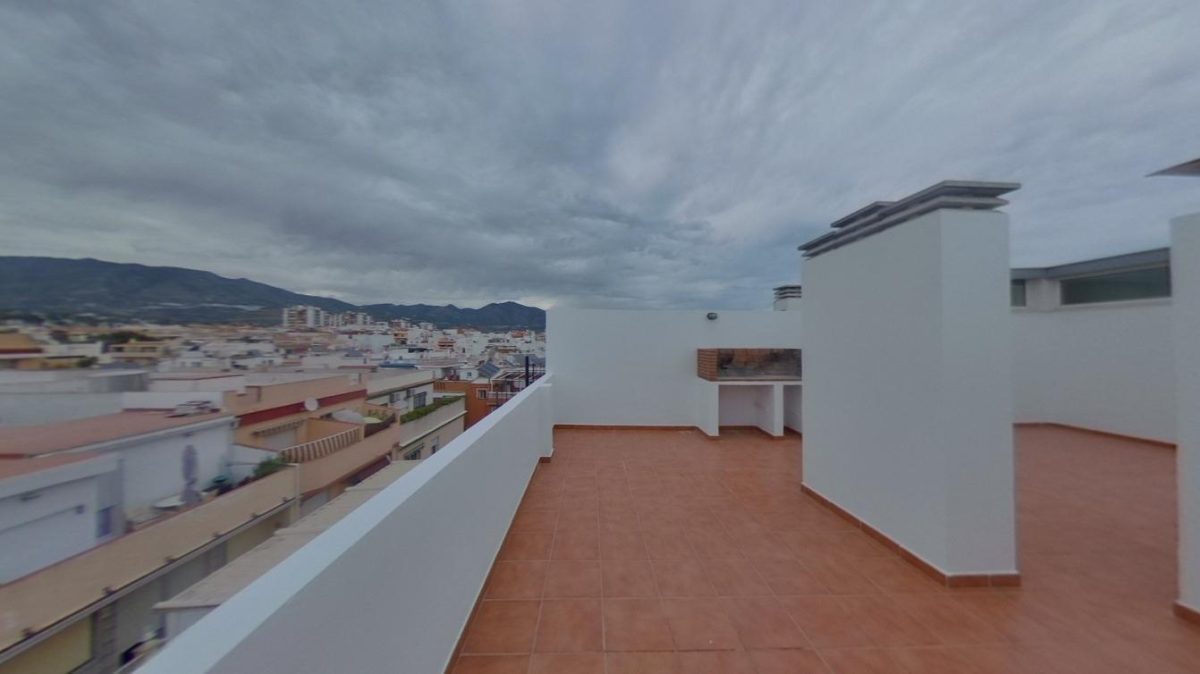 Las Lagunas - Piso, 2 Dormitorios, Terraza y Solárium — Foto 24