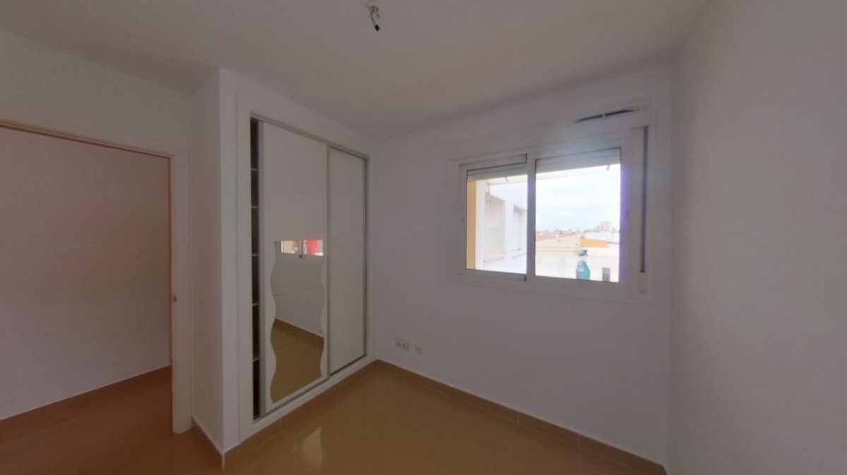Las Lagunas - Piso, 2 Dormitorios, Terraza y Solárium — Foto 13