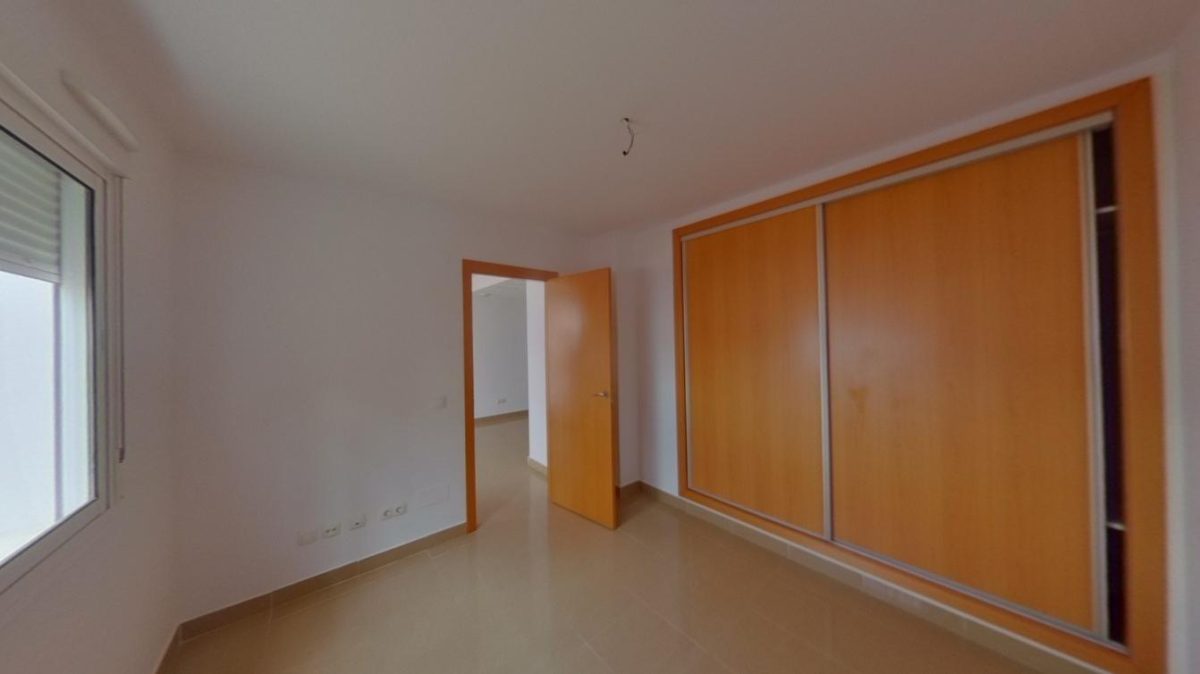 Las Lagunas - Piso, 2 Dormitorios, Terraza y Solárium — Foto 18