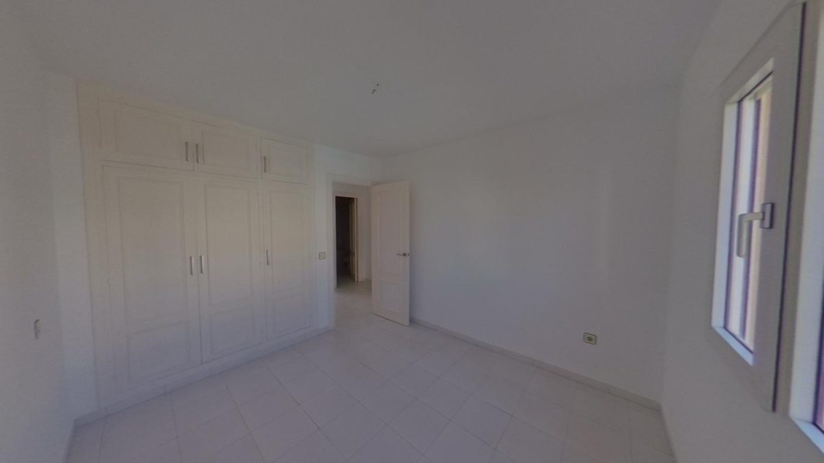 Torremolinos - Casa, 3 Dormitorios, Amplia Terraza — Foto 27