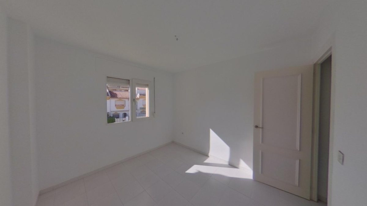 Torremolinos - Casa, 3 Dormitorios, Amplia Terraza — Foto 11