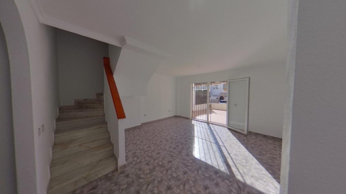 Torremolinos - Casa, 3 Dormitorios, Amplia Terraza — Foto 7