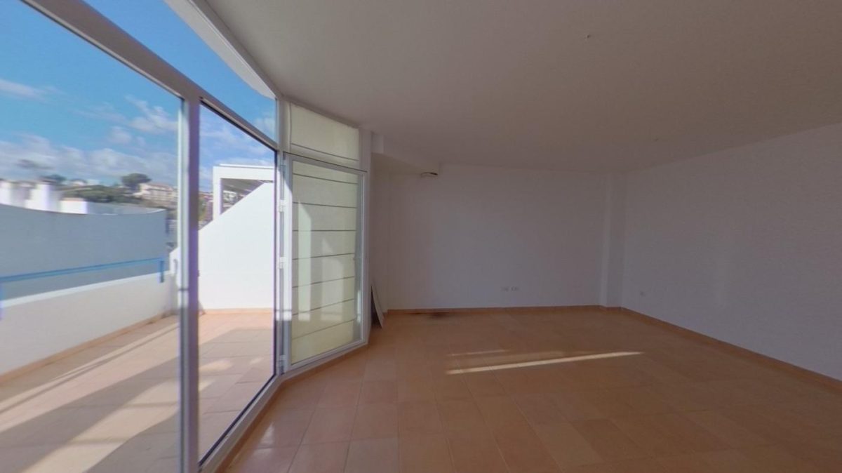 Benalmádena - Adosado, 3 Dormitorios, Terraza, Patio, Garaje — Foto 3