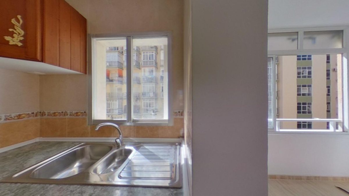 Torremolinos - Coqueto Piso, 1 Dormitorio, Céntrico — Foto 11