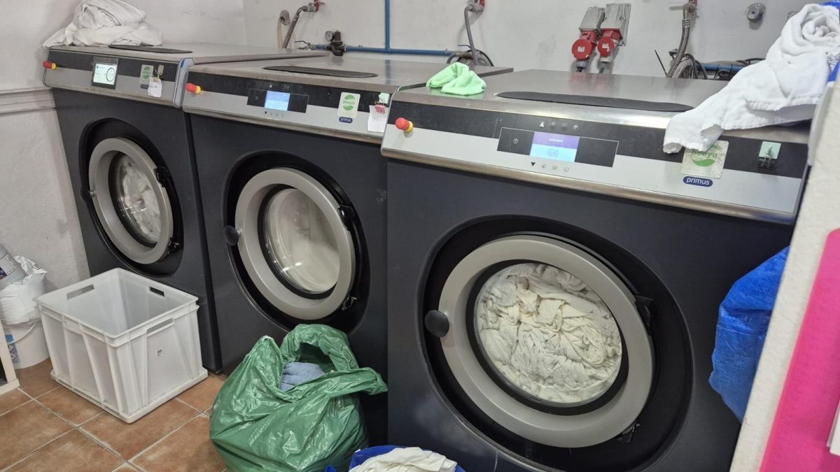 Benalmadena Pueblo - Traspaso de Lavandería en Funcionamiento — Foto 5