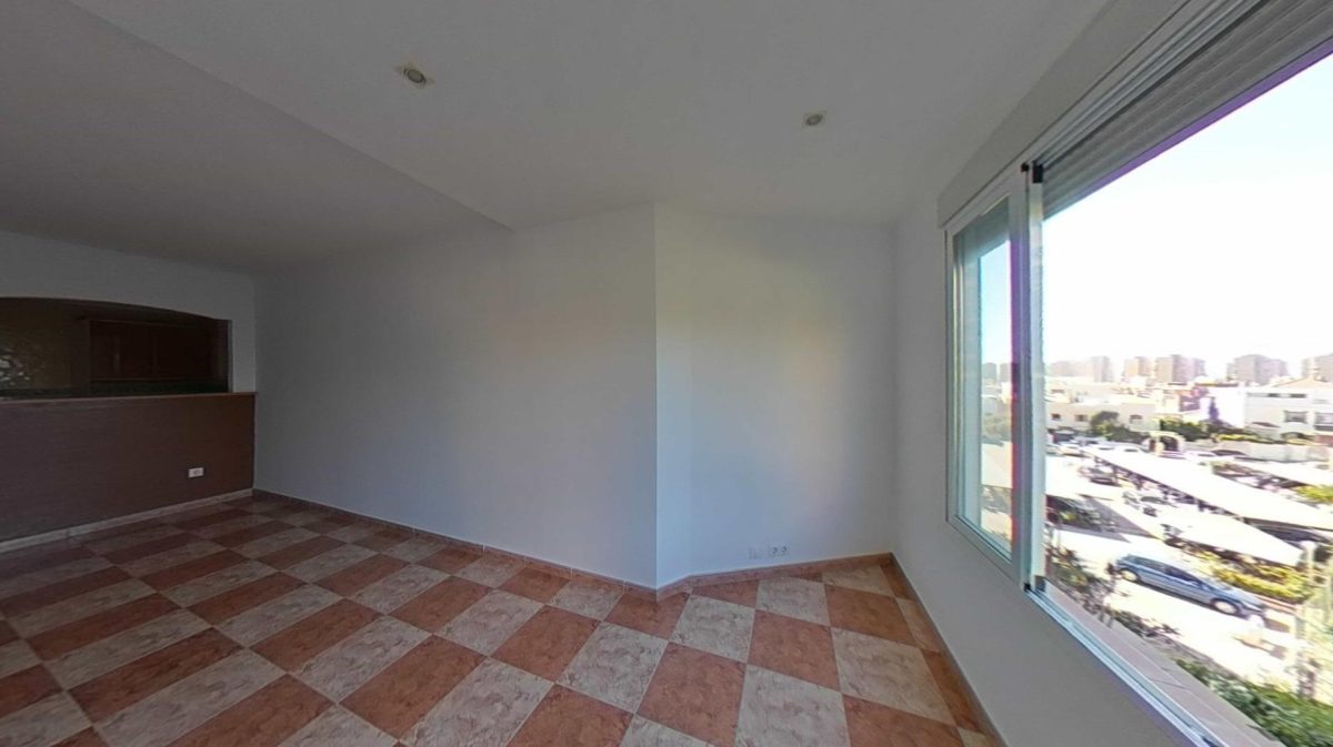 Torremolinos - Piso, 2 Dormitorios, Terraza — Foto 8