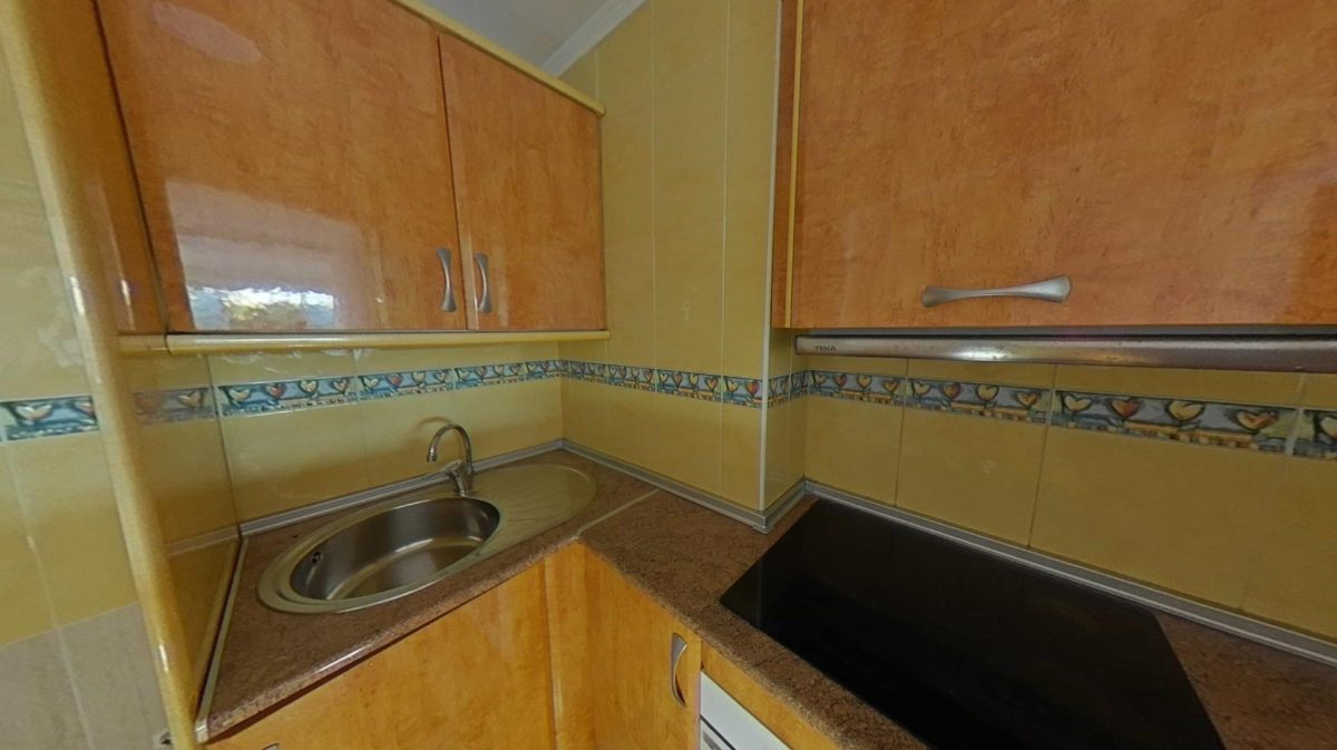 Torremolinos - Piso, 2 Dormitorios, Terraza — Foto 12