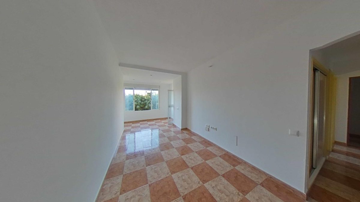 Torremolinos - Piso, 2 Dormitorios, Terraza — Foto 4