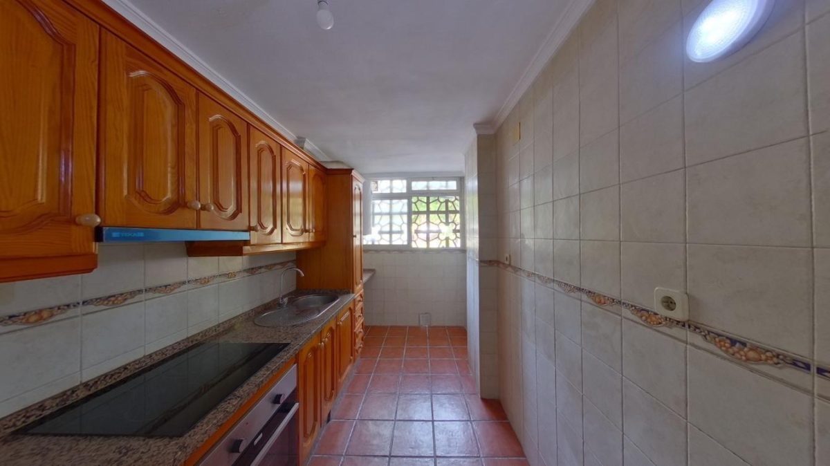 Torremolinos - Piso, 2 Dormitorios, Centrico — Foto 6