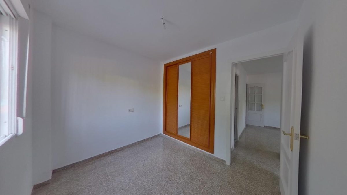 Torremolinos - Piso, 2 Dormitorios, Centrico — Foto 11