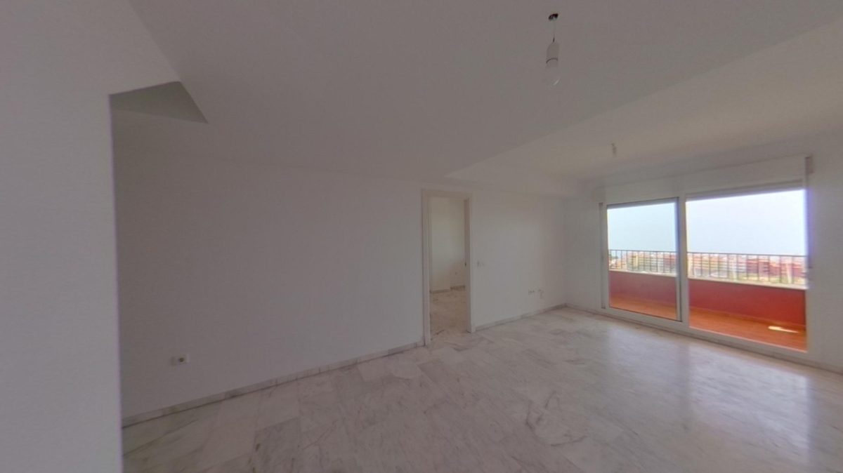 Benalmádena - Ático Dúplex, 3 Dormitorios, Terraza y Balcón — Foto 3
