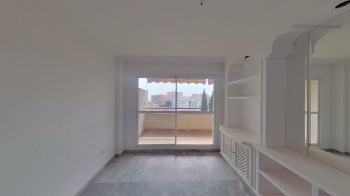 Torremolinos - Ático Dúplex, 4 Dormitorios, Terraza — Foto 4