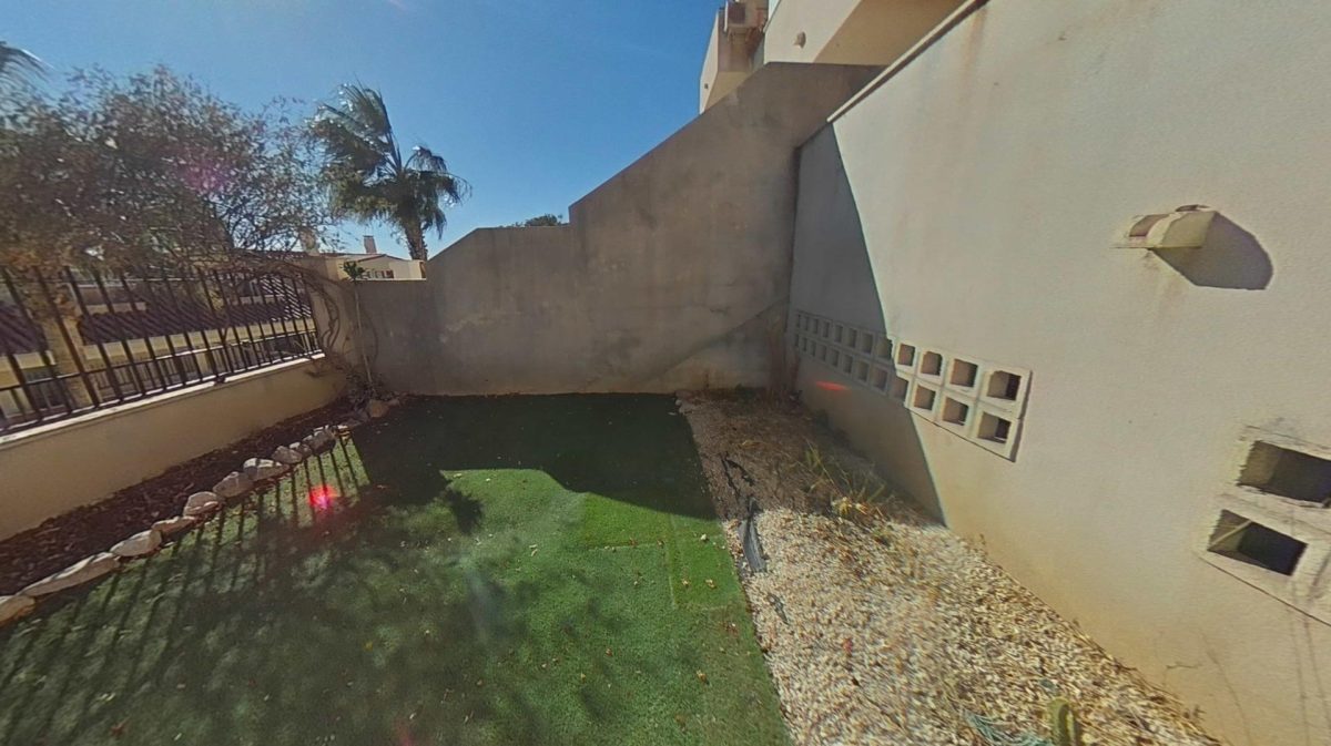 Benalmádena - Piso, 2 Dormitorios, Terraza, Jardín, Patio — Foto 2