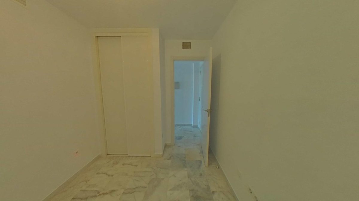 Benalmádena - Piso, 2 Dormitorios, Terraza, Jardín, Patio — Foto 14