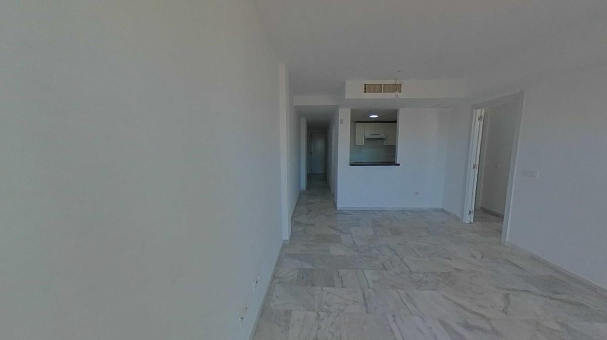 Benalmádena - Piso, 2 Dormitorios, Terraza, Jardín, Patio — Foto 4