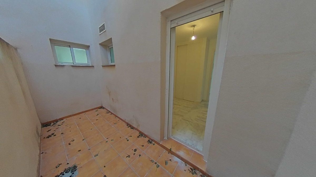 Benalmádena - Piso, 2 Dormitorios, Terraza, Jardín, Patio — Foto 19