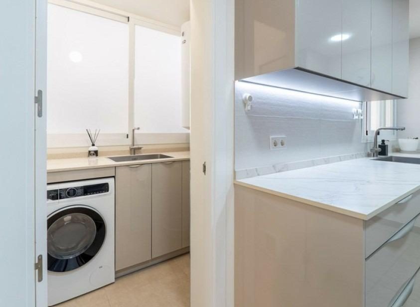 Fuengirola - Piso, 3 Dormitorios, Terraza, Trastero, Piscina — Foto 6