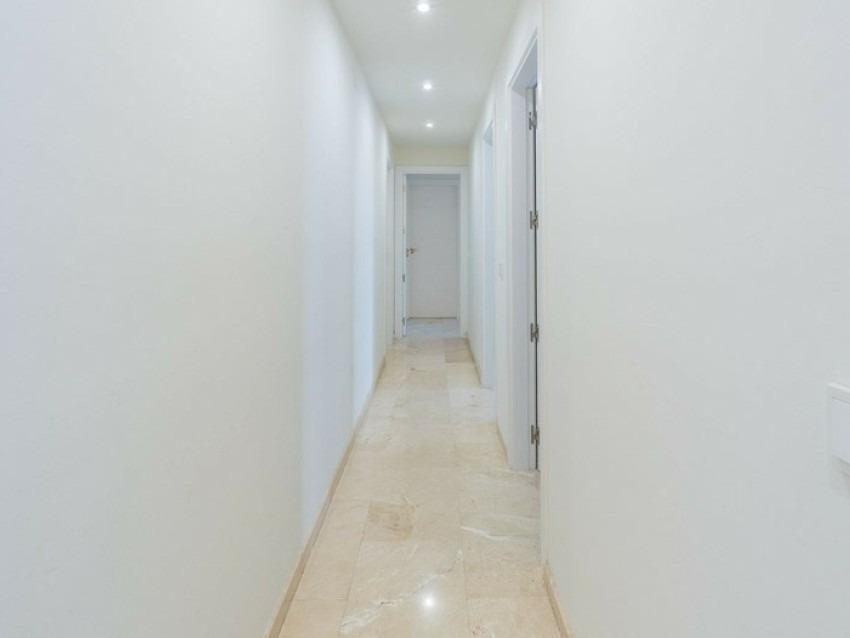 Fuengirola - Piso, 3 Dormitorios, Terraza, Trastero, Piscina — Foto 10