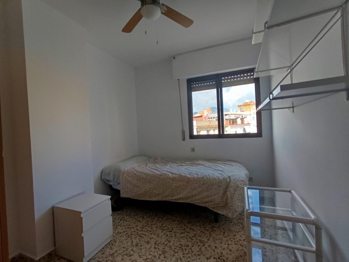 Fuengirola Centro - Piso 4 Dormitorios — Foto 11