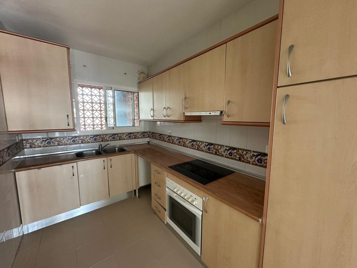 La Reserva de Marbella - Piso, 2 Dormitorios, Terraza, Piscinas, Jardín, Garaje y Trastero — Foto 9