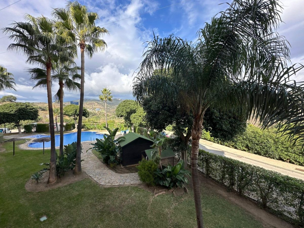La Reserva de Marbella - Piso, 2 Dormitorios, Terraza, Piscinas, Jardín, Garaje y Trastero — Foto 23