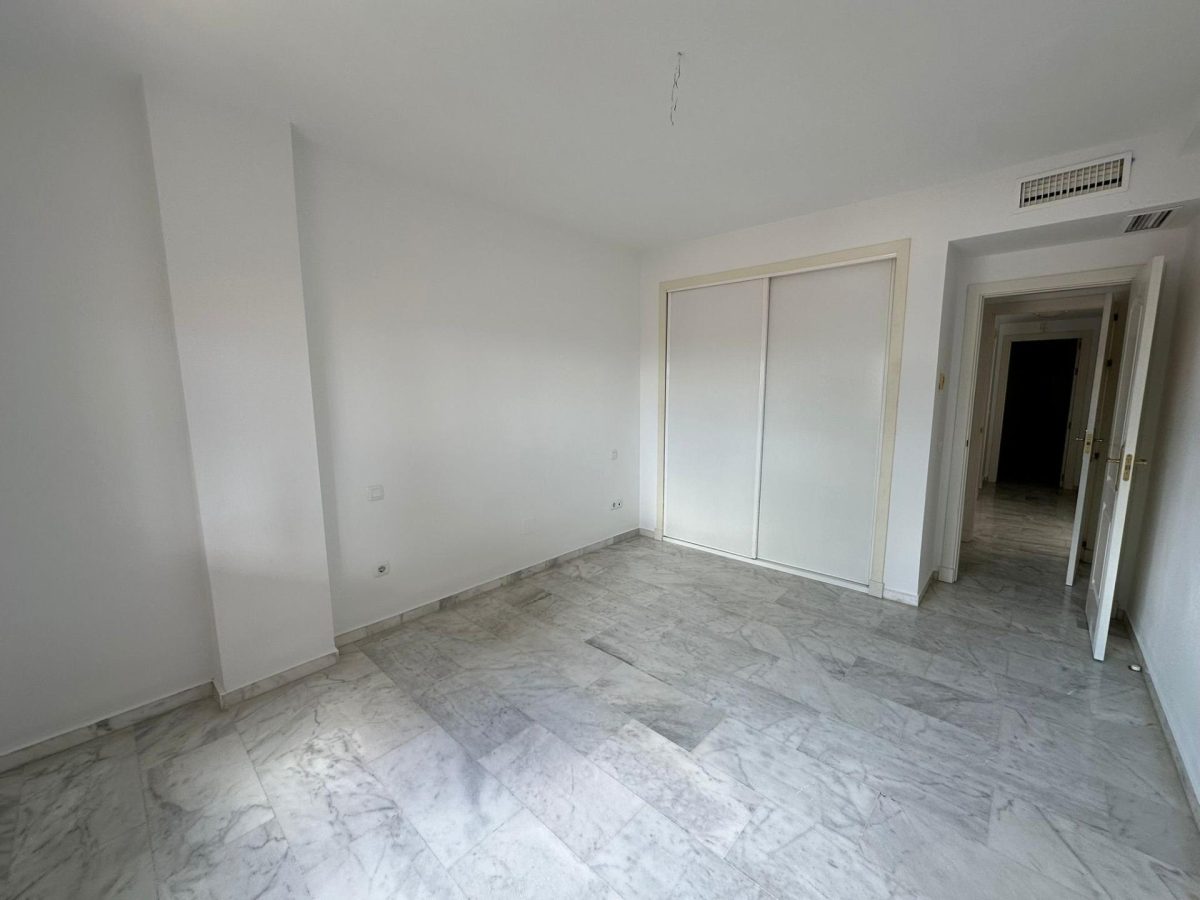 La Reserva de Marbella - Piso, 2 Dormitorios, Terraza, Piscinas, Jardín, Garaje y Trastero — Foto 10