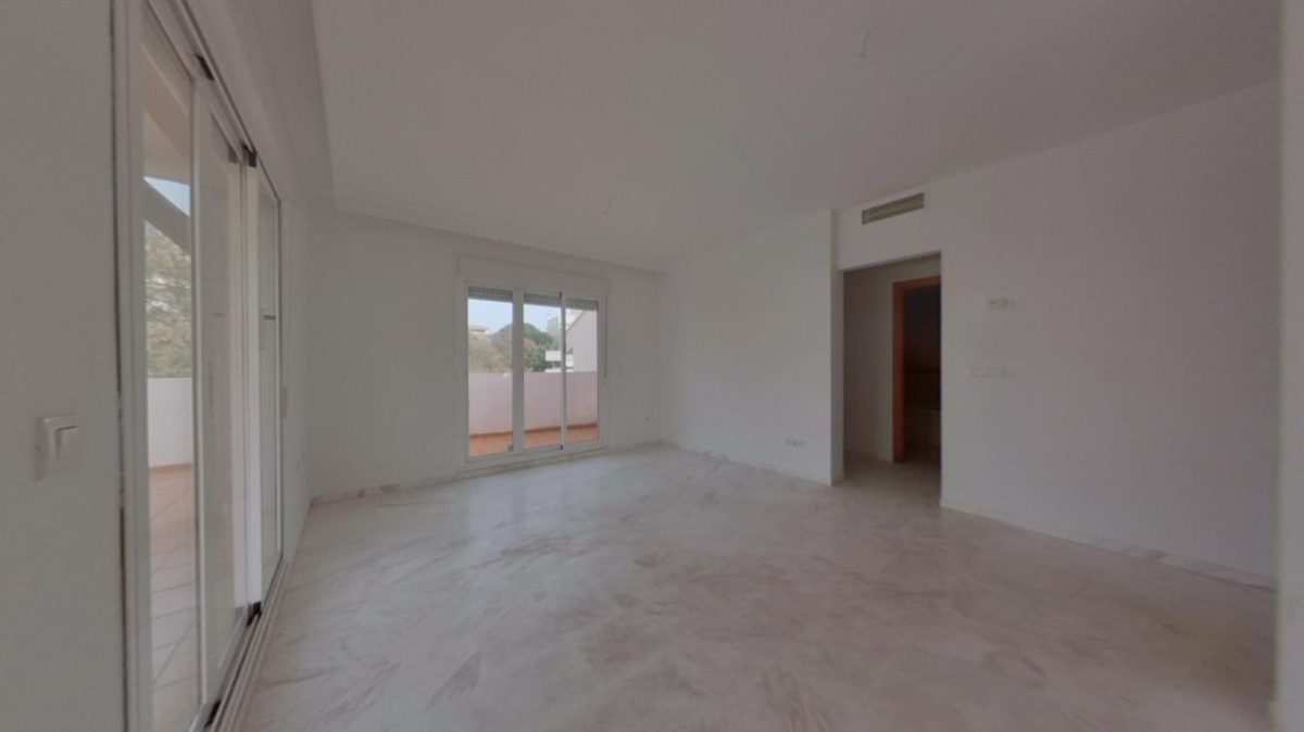 Benalmádena - Ático, 2 Dormitorios, Amplia Terraza — Foto 3