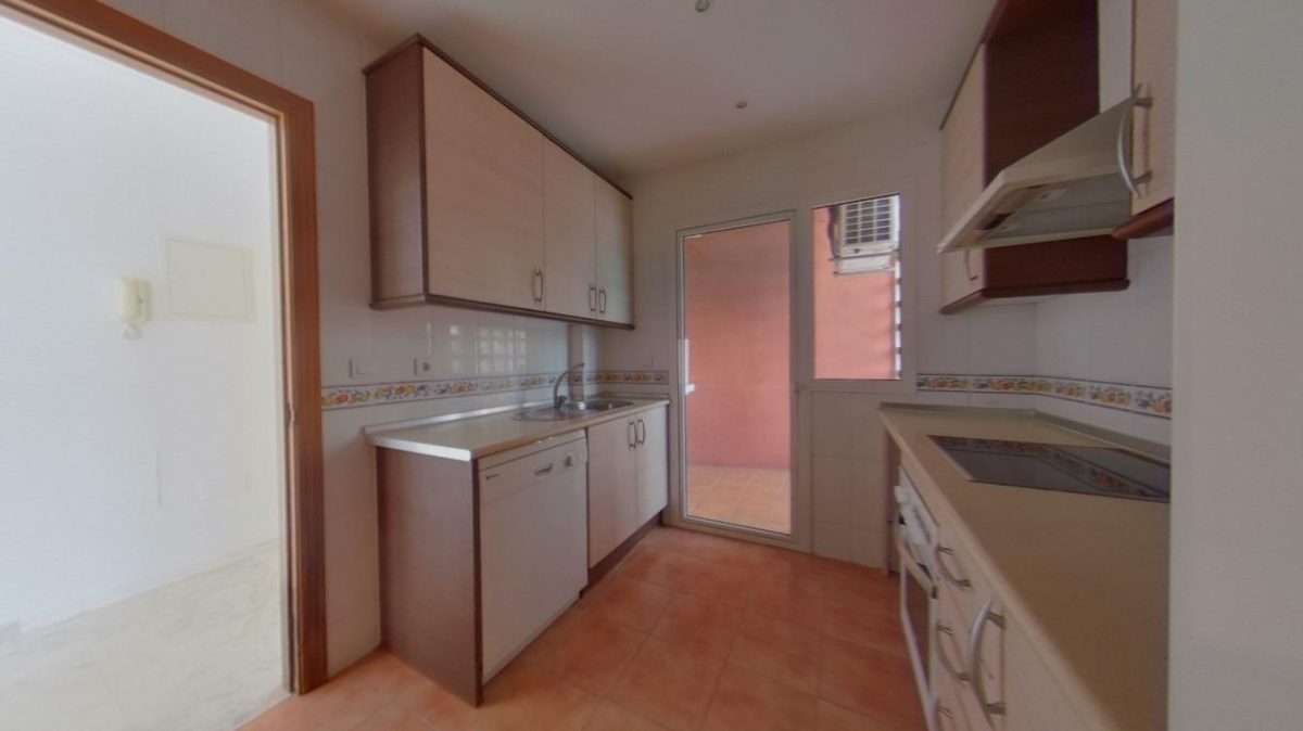 Benalmádena - Ático, 2 Dormitorios, Amplia Terraza — Foto 7