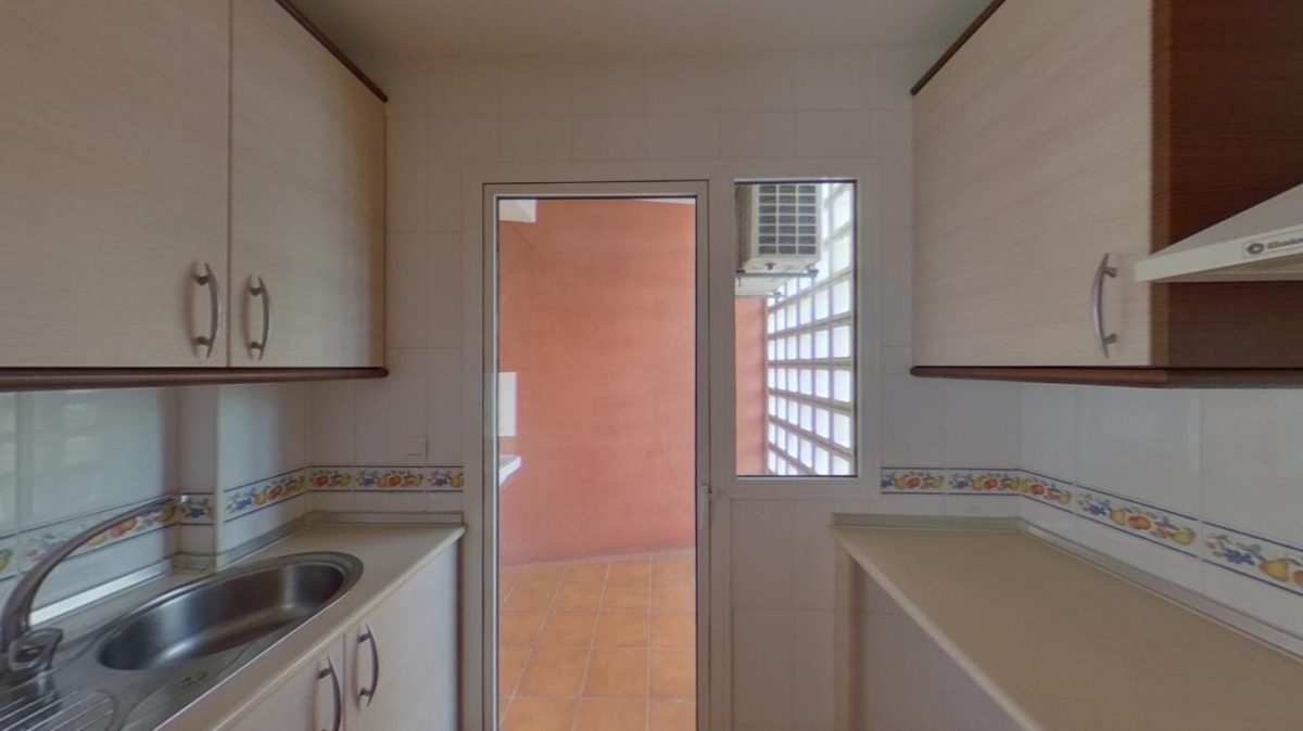 Benalmádena - Ático, 2 Dormitorios, Amplia Terraza — Foto 12