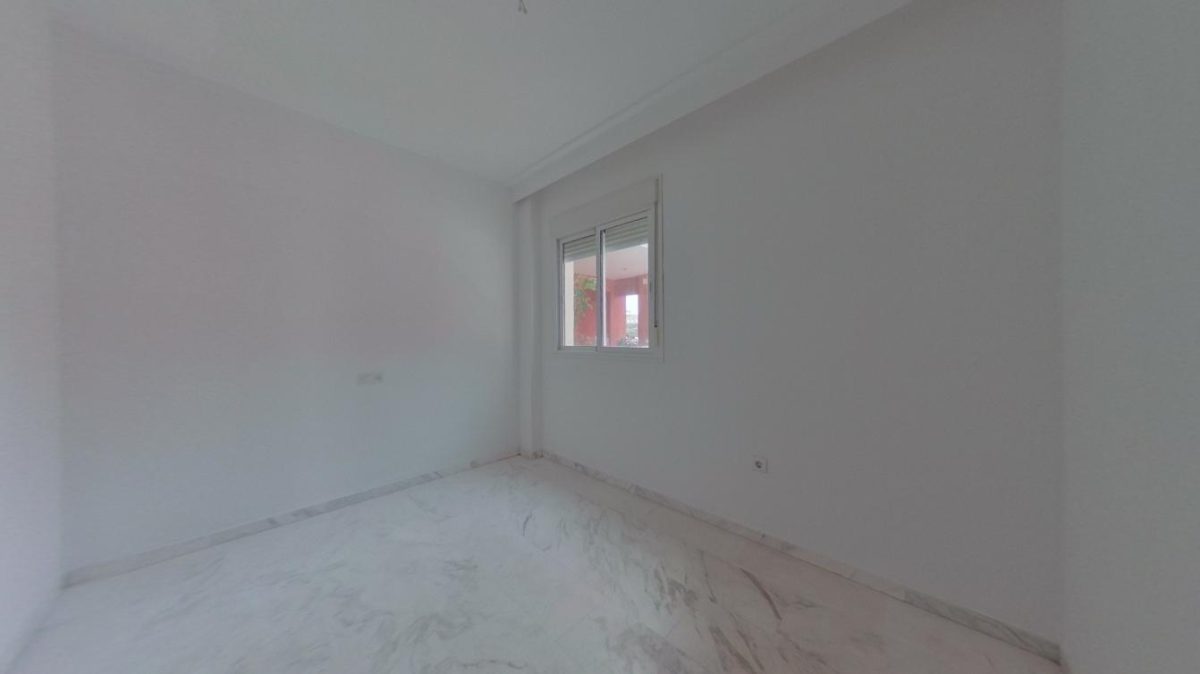 Benalmádena - Ático, 2 Dormitorios, Amplia Terraza — Foto 16